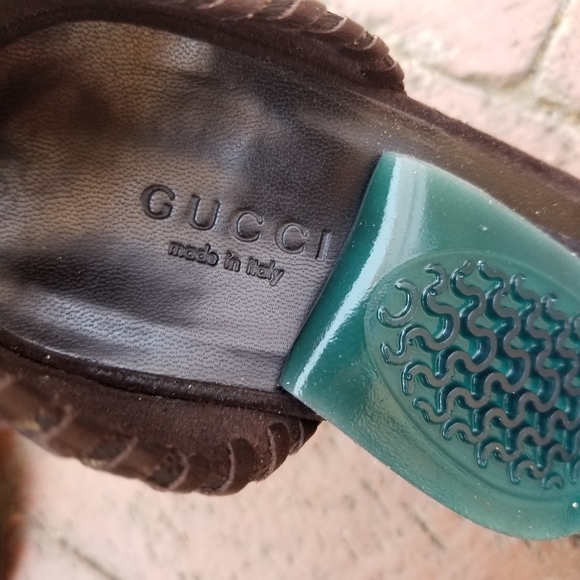 GUCCI Snakeskin Whipstitch Ankle Strap Wedges - Picture 4 of 11